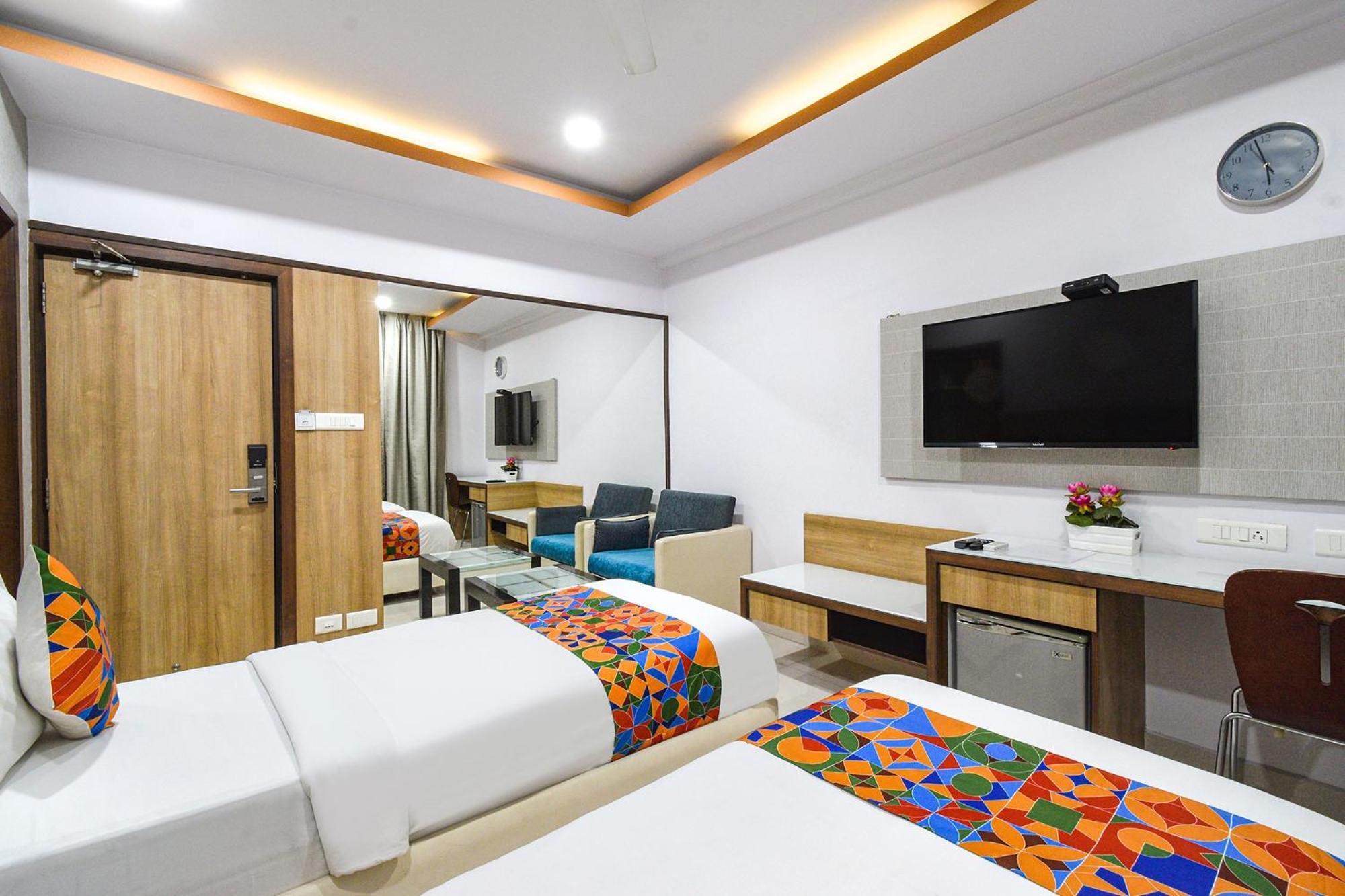Fabhotel Aditya Homes - Nr Isb, Gachibowli Hyderabad Ngoại thất bức ảnh